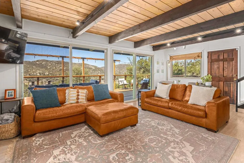 https://cdn.realtyfeed.com/cdn/127/306690220/6d9cd5b7574939a7d02bfc0102b84b54.webp