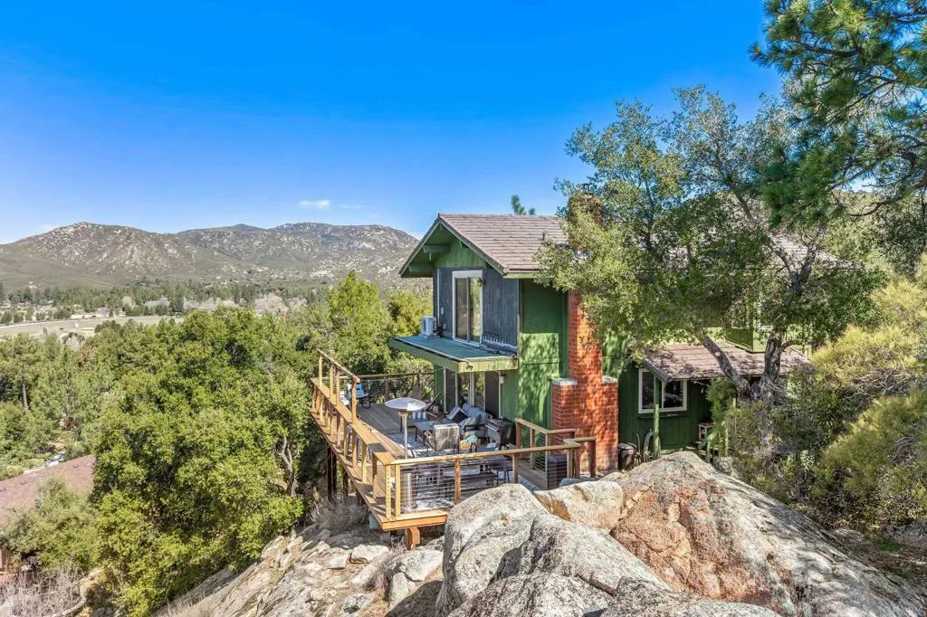 https://cdn.realtyfeed.com/cdn/127/306690220/7e2df59e969252be1fc91b35d0ecba8a.webp