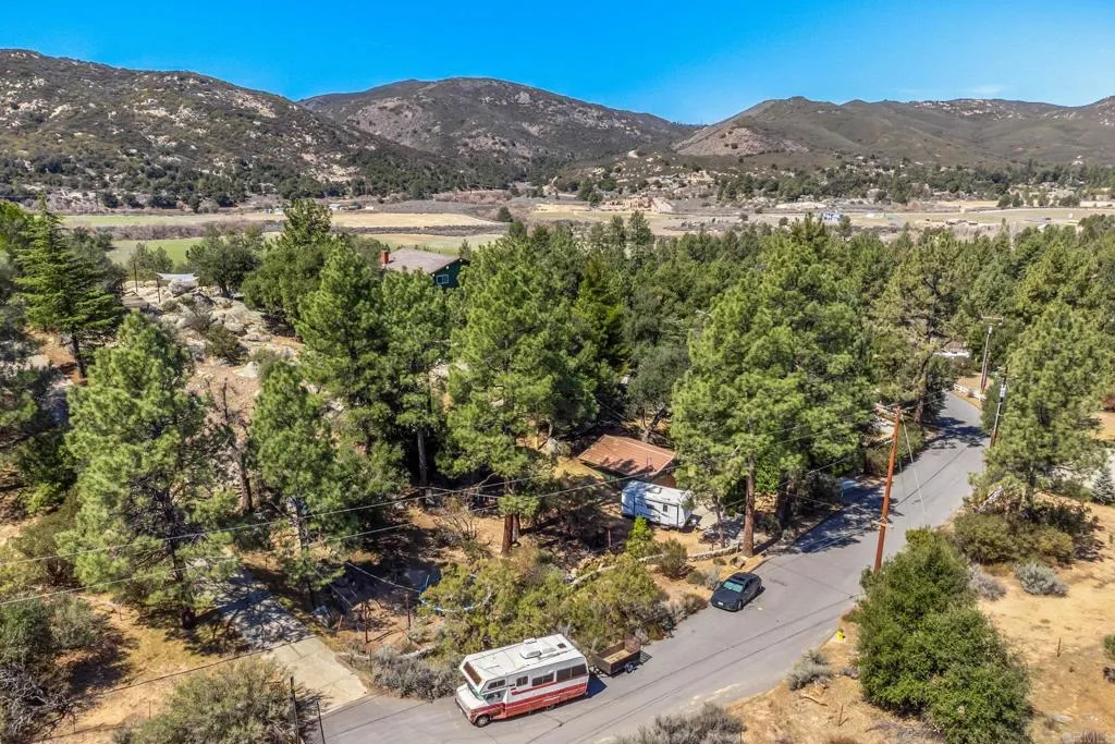 https://cdn.realtyfeed.com/cdn/127/306690220/bfa945f29dd1947e98b4018bc8d01843.webp