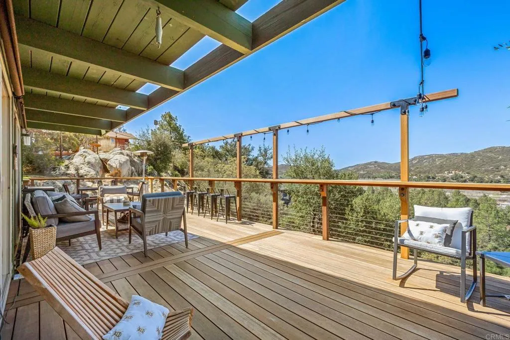 https://cdn.realtyfeed.com/cdn/127/306690220/dc87a0c1f79e0e4cfbc23e35d972cca3.webp