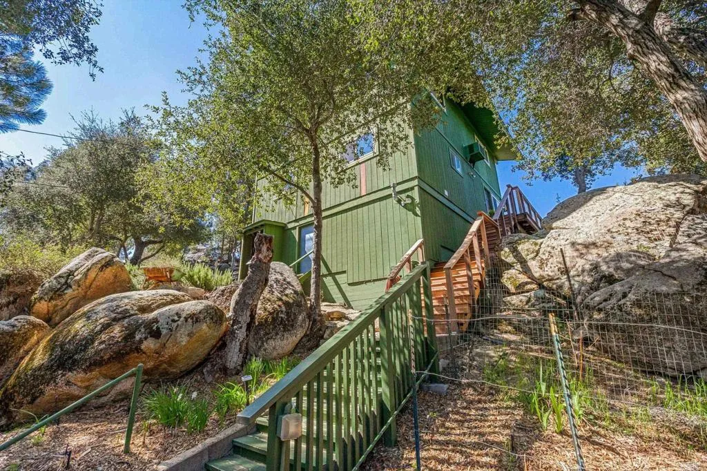 https://cdn.realtyfeed.com/cdn/127/306690220/e01e8d42df57429c53c930e264aaa38f.webp