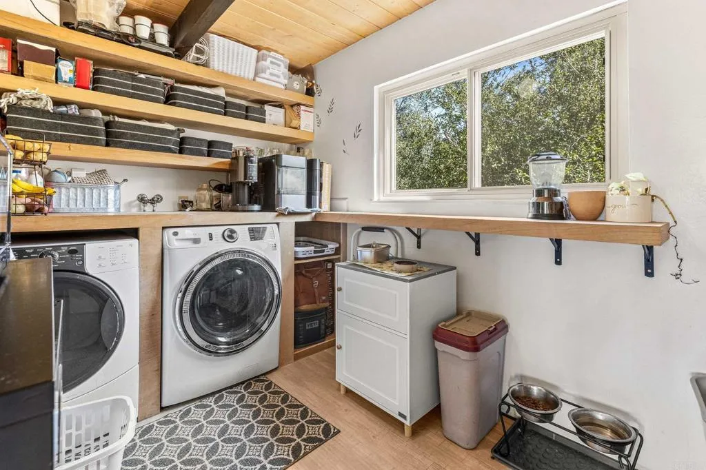 https://cdn.realtyfeed.com/cdn/127/306690220/f63f56a872b9f978a8e293a3801791c7.webp
