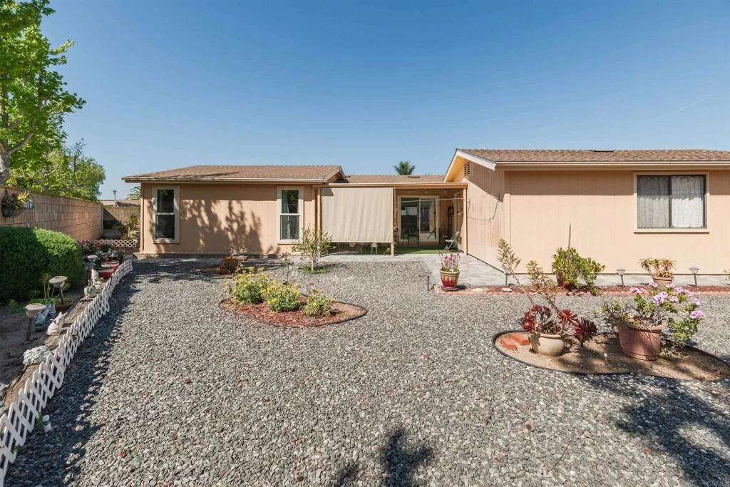 https://cdn.realtyfeed.com/cdn/127/306690294/098742fb97ea57255feadd31addf5caa.webp