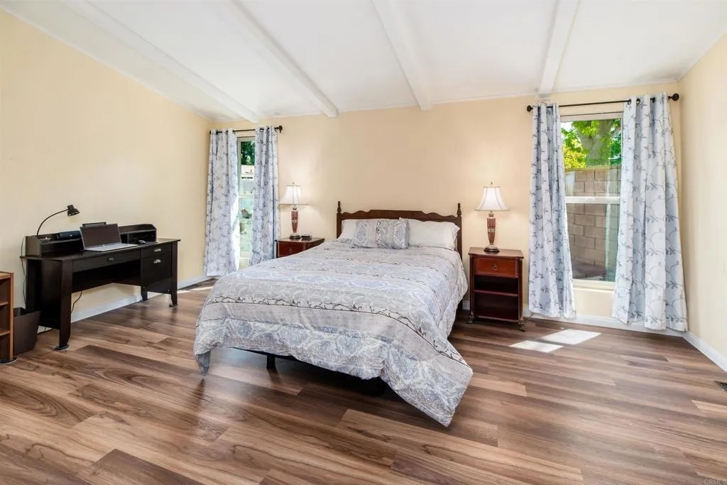 https://cdn.realtyfeed.com/cdn/127/306690294/2ae9c2202c11eb45f08e84ead15fb5b6.webp