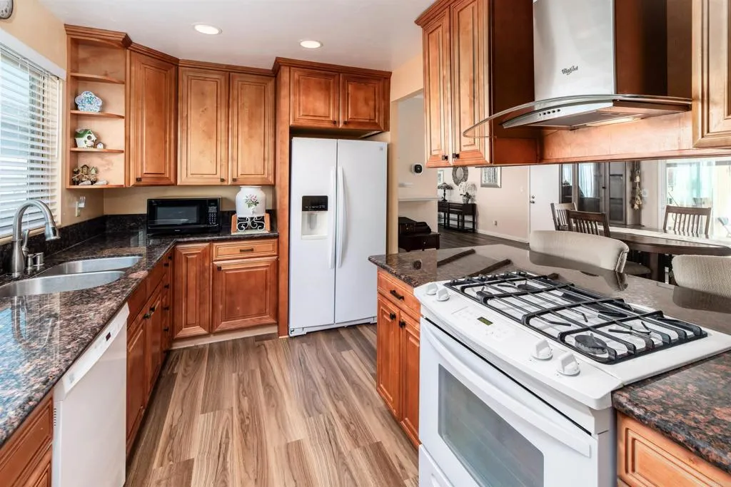 https://cdn.realtyfeed.com/cdn/127/306690294/59dd275e568b321d6110e3fd6fab80fc.webp