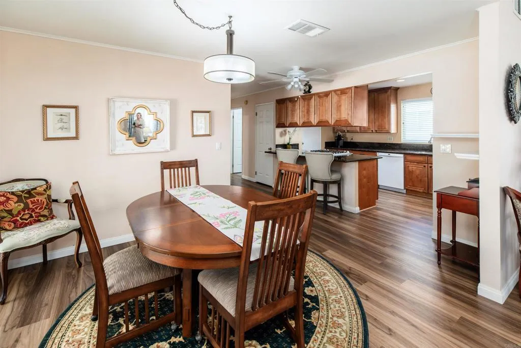 https://cdn.realtyfeed.com/cdn/127/306690294/8e81cb94fd328db278200d098a68c4e9.webp