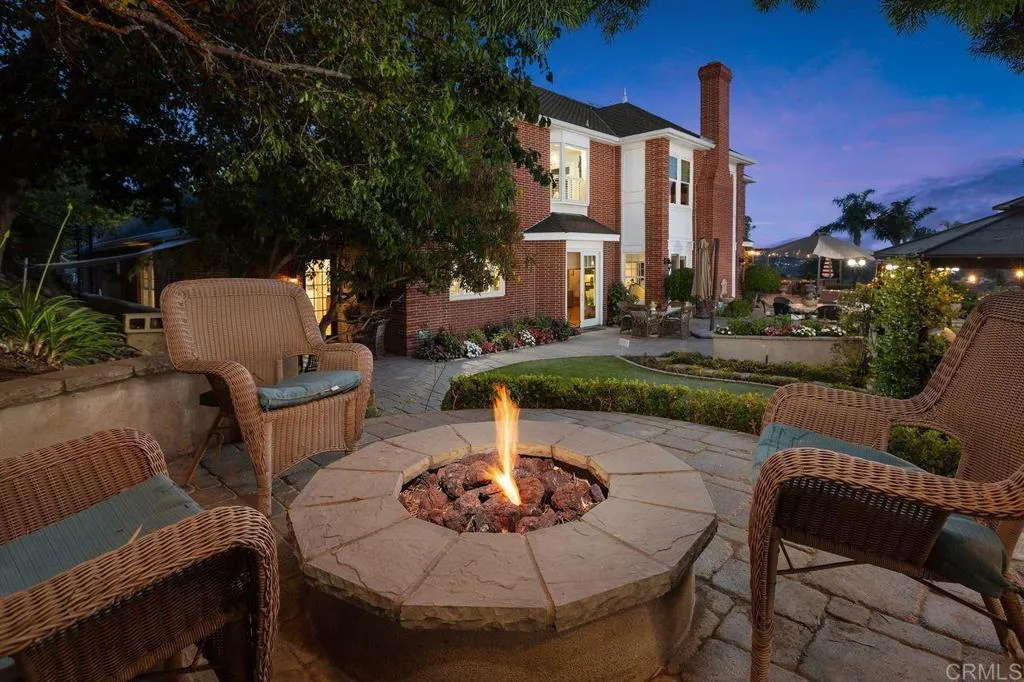 https://cdn.realtyfeed.com/cdn/127/306690324/6ef65071a7aab58ff1612b2b2a991ea4.webp