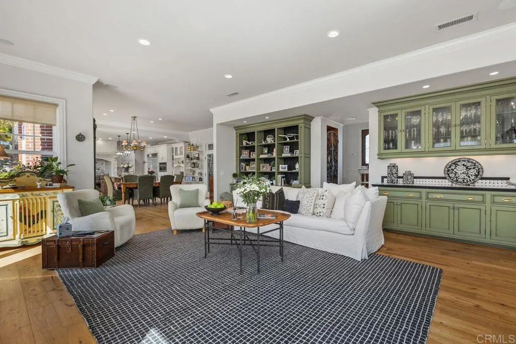 https://cdn.realtyfeed.com/cdn/127/306690324/7f4000e092c97aa083bd3d366c0cc332.webp