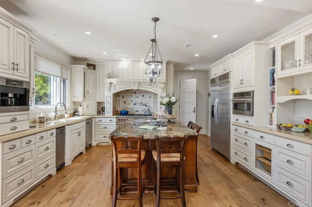 https://cdn.realtyfeed.com/cdn/127/306690324/96e86ec2f38cc836c63cddc29a66961a.webp