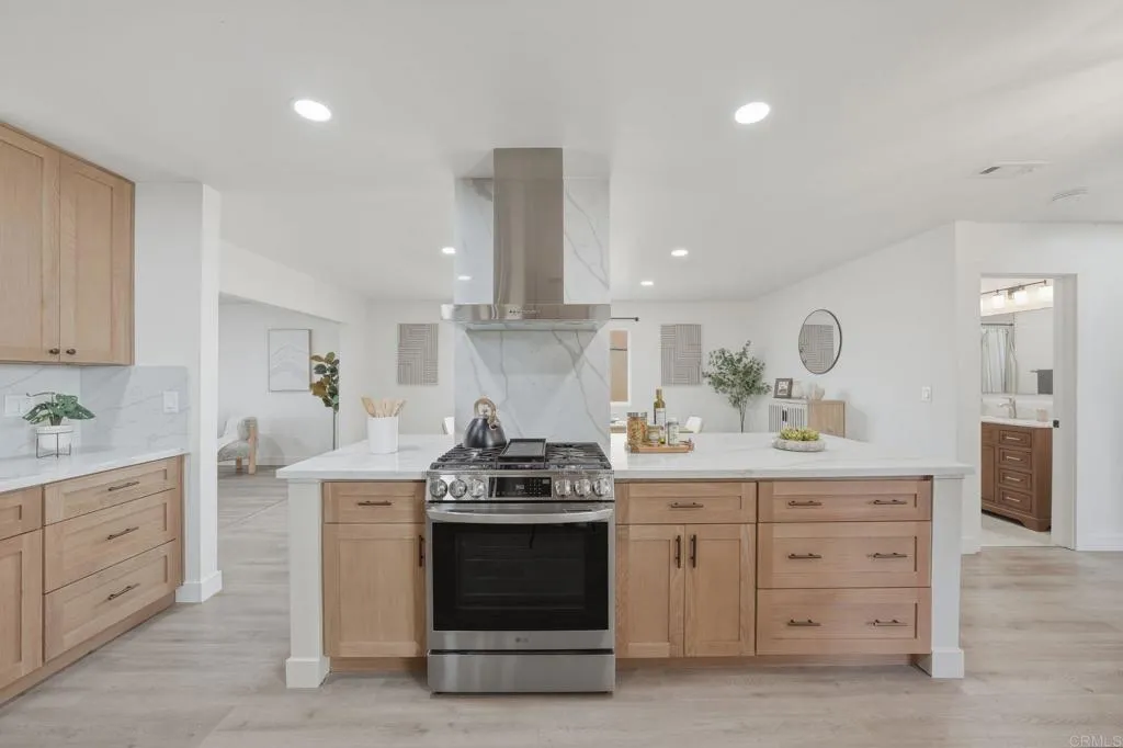 https://cdn.realtyfeed.com/cdn/127/306690334/de90127fa804387899982081f8f98329.webp