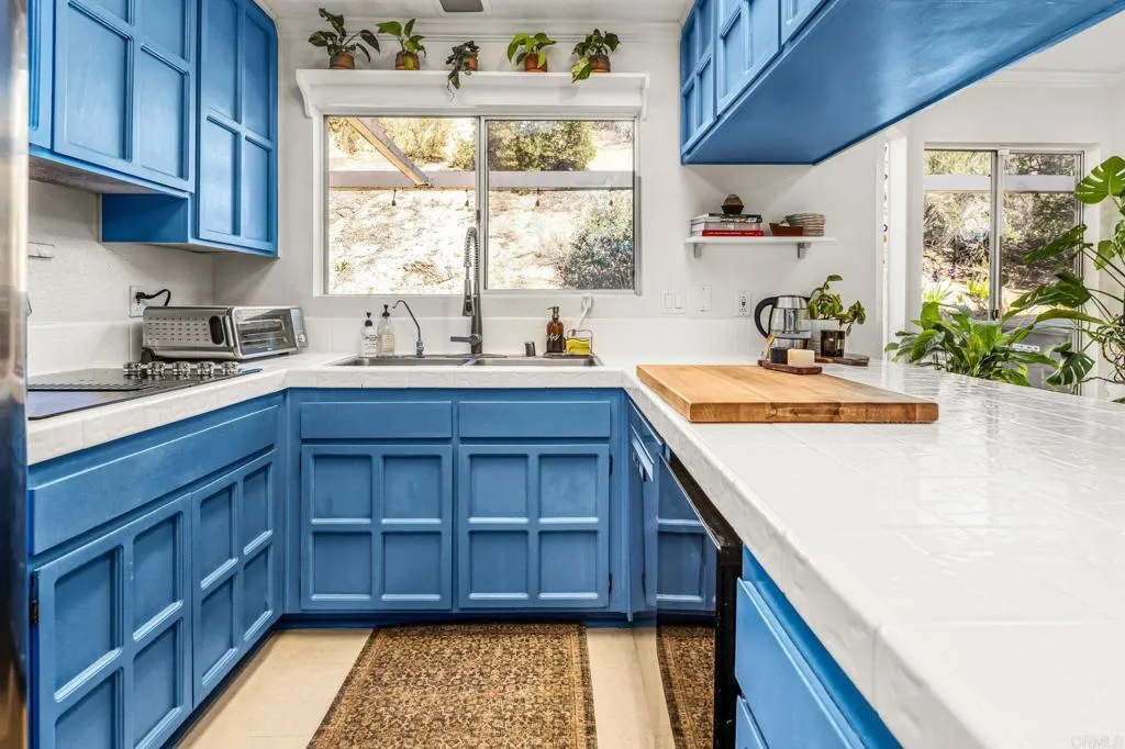 https://cdn.realtyfeed.com/cdn/127/306690382/175751d97186359858f8cea5fbb0bf27.webp