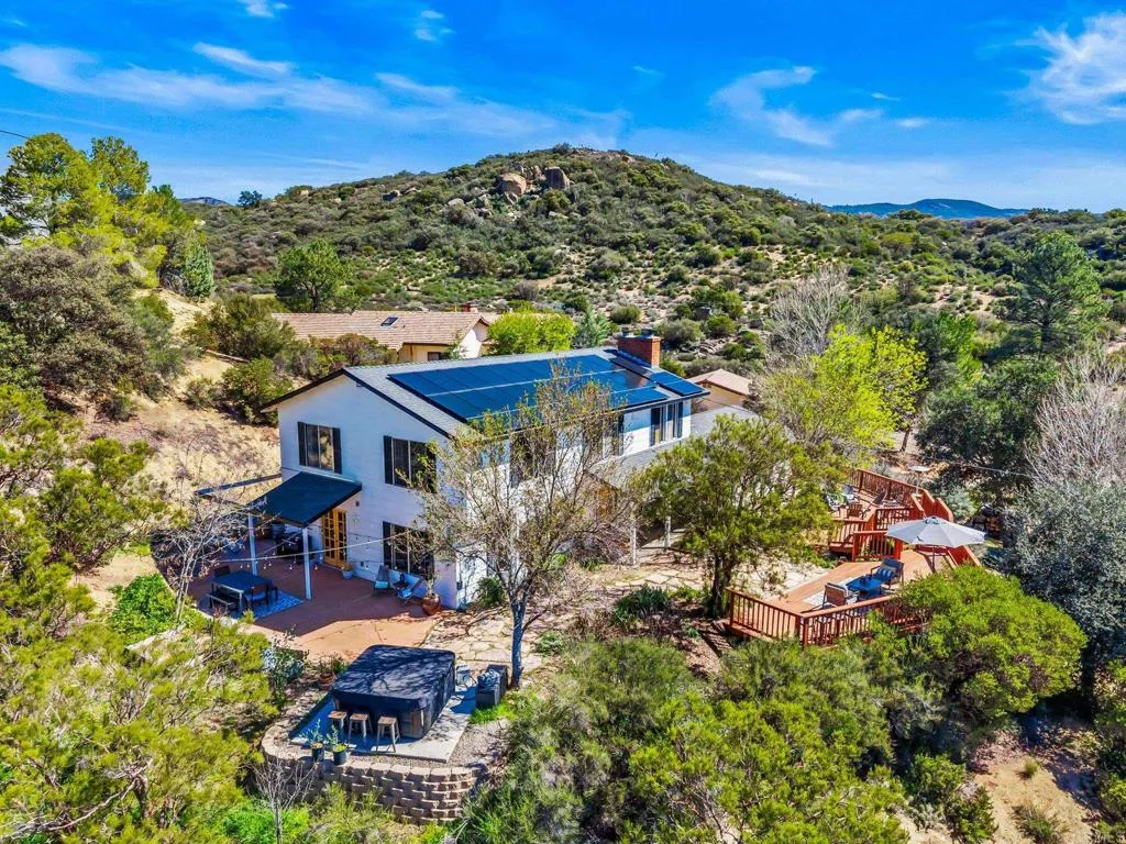 https://cdn.realtyfeed.com/cdn/127/306690382/468d404d523228ebeddfb4d4fb50724e.webp