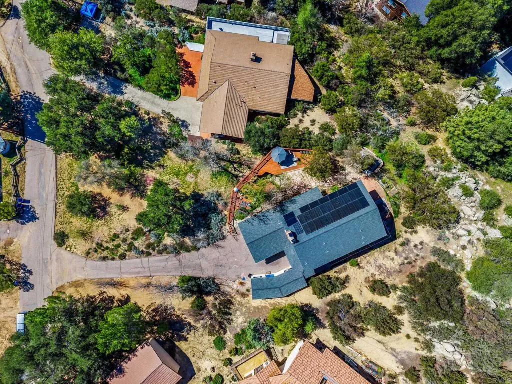 https://cdn.realtyfeed.com/cdn/127/306690382/640197331827d6821635154fea0df3f7.webp