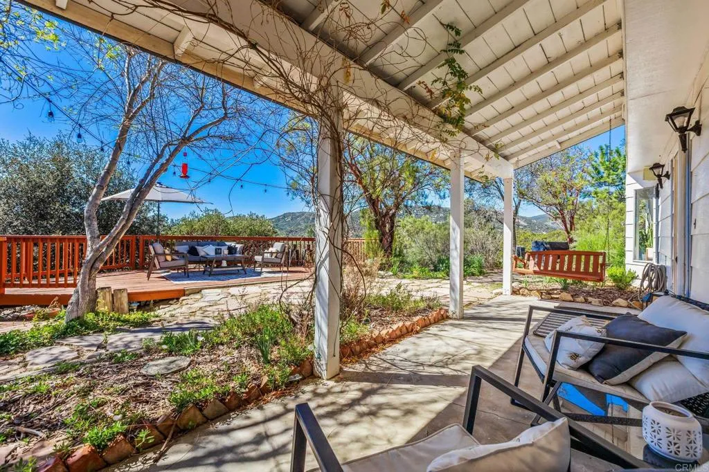 https://cdn.realtyfeed.com/cdn/127/306690382/cc91e68731c375f9a572b208306a3ed0.webp