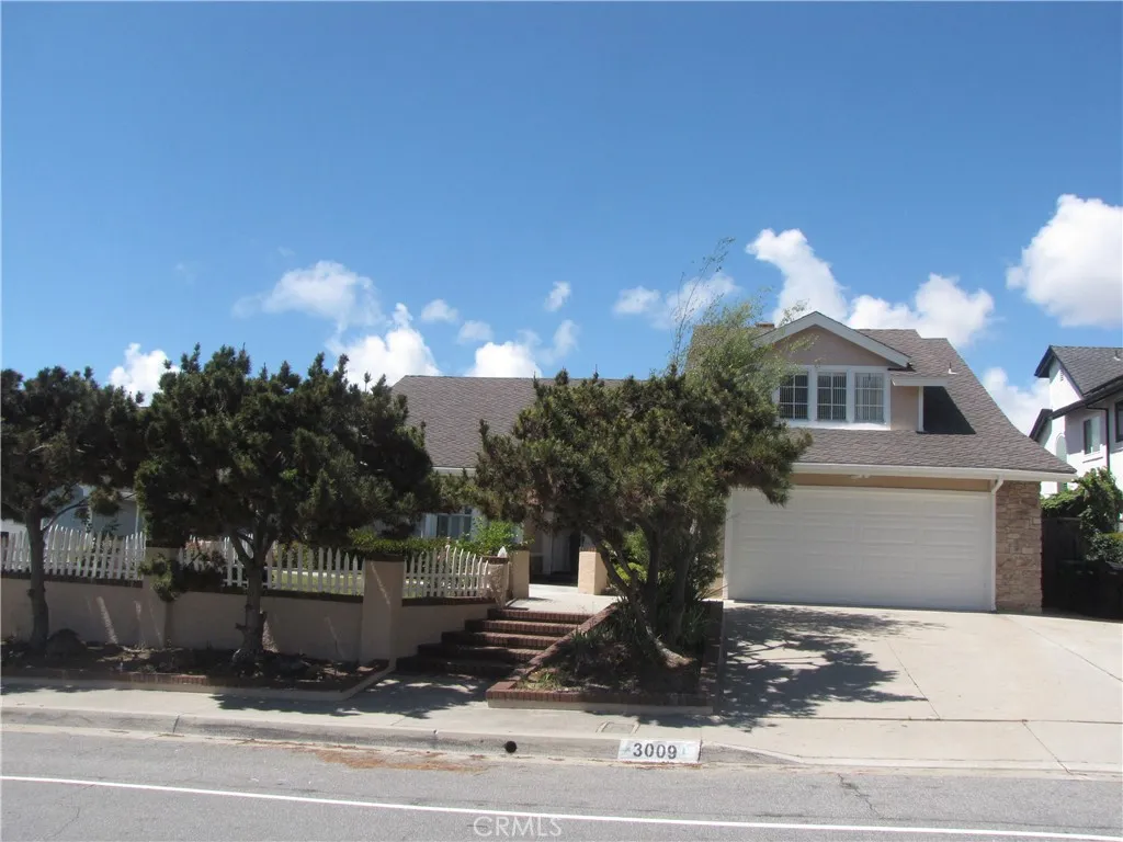 3009 Calle Frontera