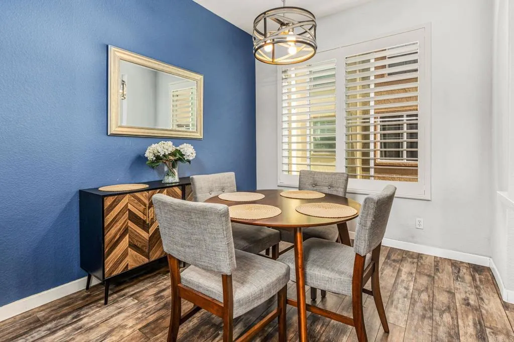 https://cdn.realtyfeed.com/cdn/127/306690573/240bb8c6d84d40f73c4c644adee3223f.webp