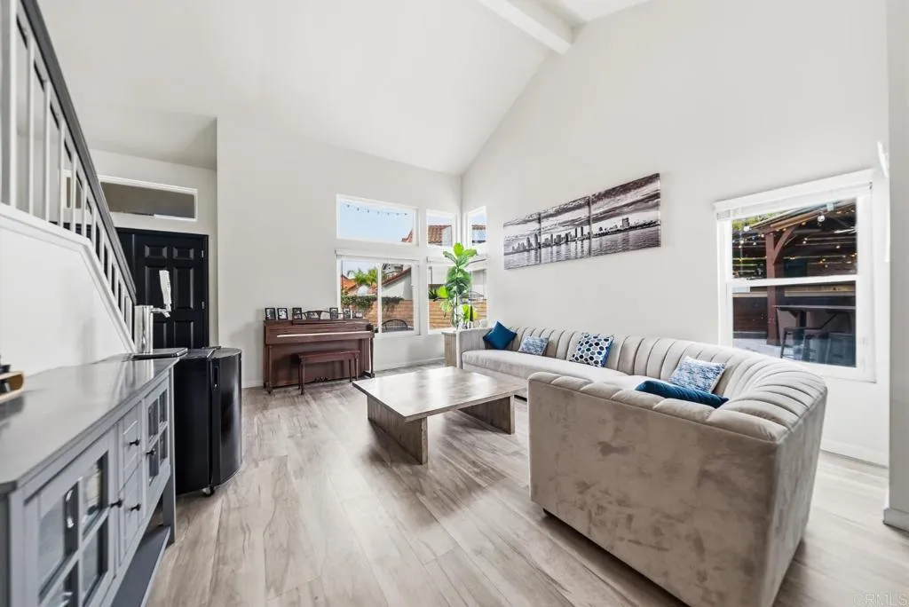 https://cdn.realtyfeed.com/cdn/127/306690579/76eb7fa3022e43237c2dfaacfea54582.webp