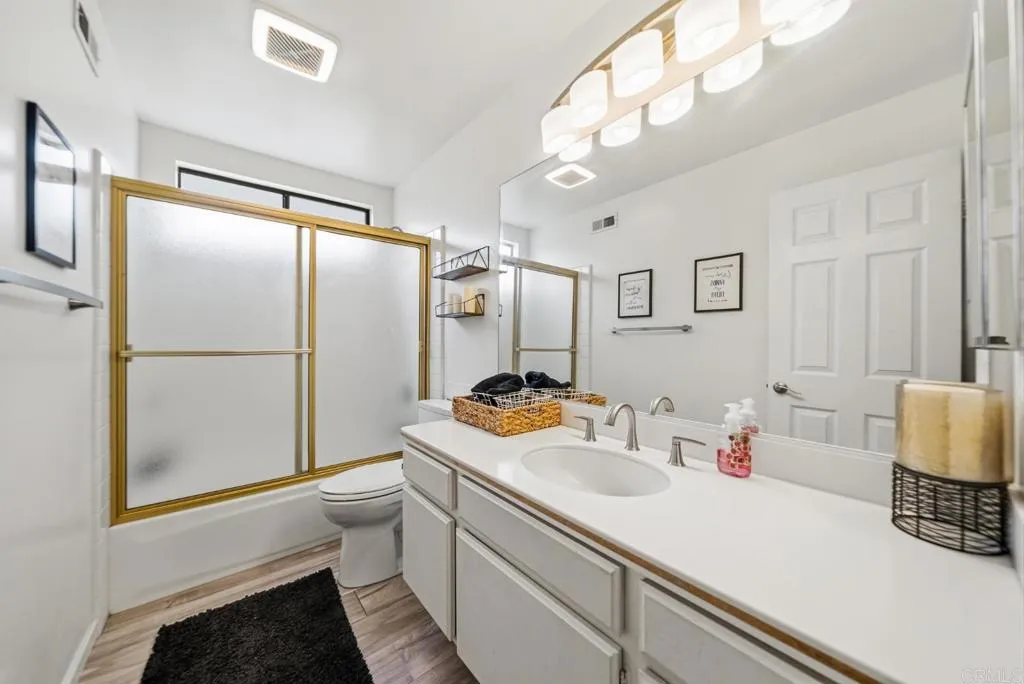 https://cdn.realtyfeed.com/cdn/127/306690579/fcf580827346efe228f70b085742ef79.webp