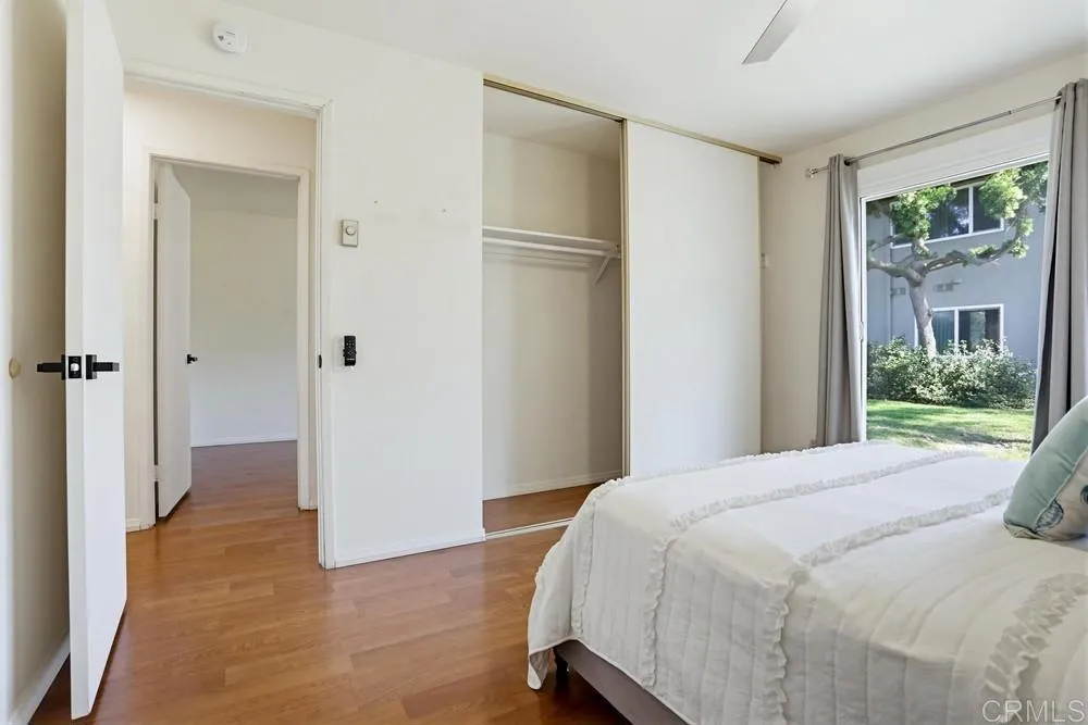 https://cdn.realtyfeed.com/cdn/127/306690606/1cc70c5d5d8901140cc0ccfcda41d73c.webp