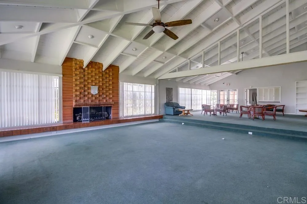 https://cdn.realtyfeed.com/cdn/127/306690606/906e5ccff3b481fd1f50efcb49f3f428.webp
