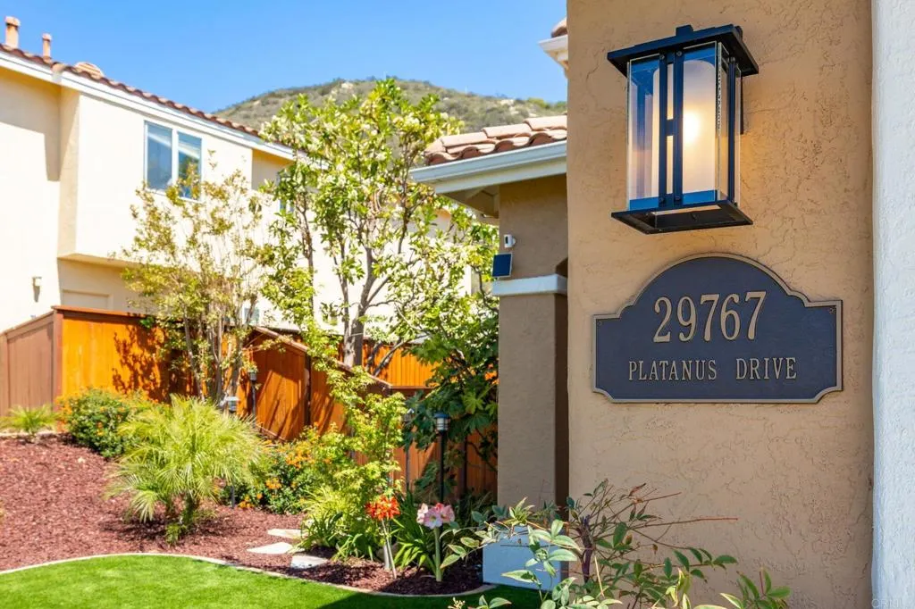 https://cdn.realtyfeed.com/cdn/127/306690665/6b4cb1a567f81444817685e0caa7b857.webp