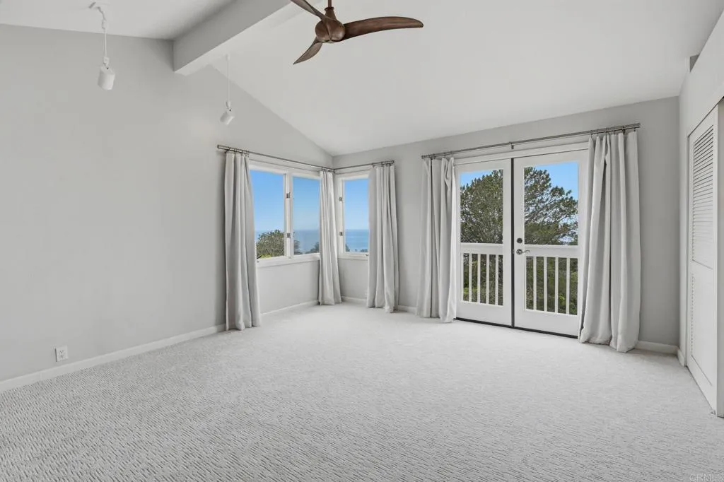 https://cdn.realtyfeed.com/cdn/127/306690697/cfd549382fa97b49fe42b9ac23a782b3.webp