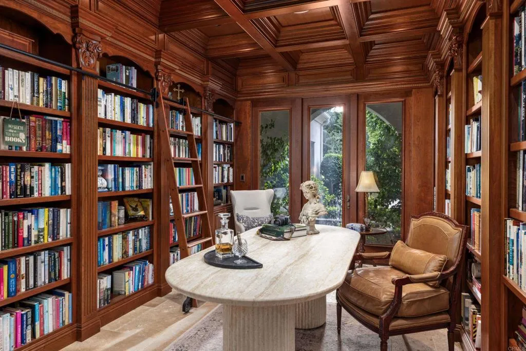 https://cdn.realtyfeed.com/cdn/127/306690748/0d0837d1a9ed788dddc498f90d8d9afb.webp