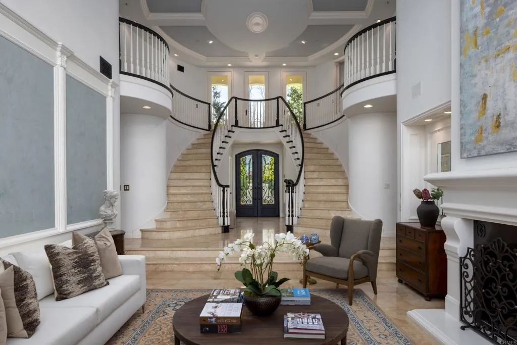 https://cdn.realtyfeed.com/cdn/127/306690748/4e29d90e2c307f87f66fb378fb4dae9e.webp