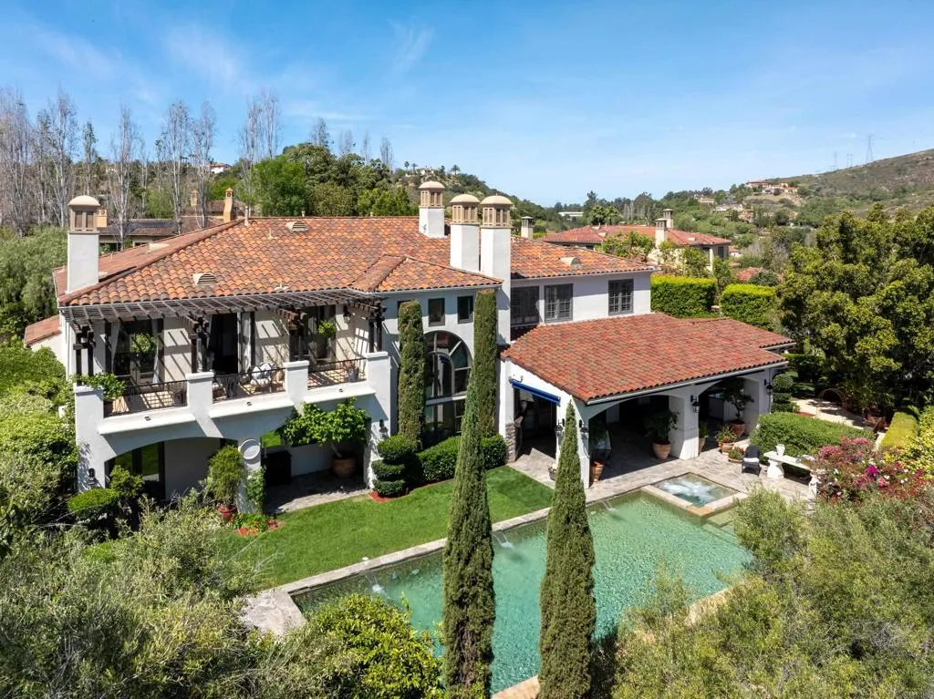 https://cdn.realtyfeed.com/cdn/127/306690748/a289ecedd4eaddf3669e795c08f8234c.webp