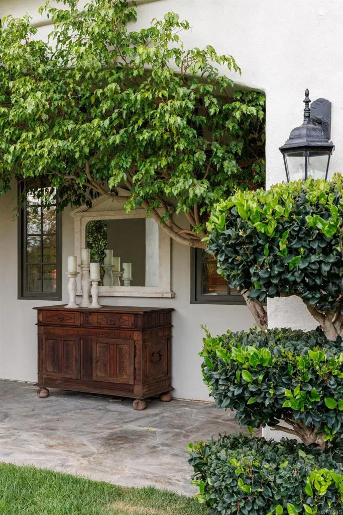 https://cdn.realtyfeed.com/cdn/127/306690748/c0a2c5de79ebf102d4b3a049add33c41.webp