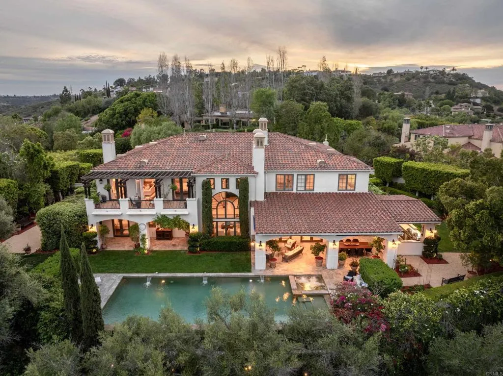 https://cdn.realtyfeed.com/cdn/127/306690748/f7c79cec2b9649b2850a2613110df658.webp