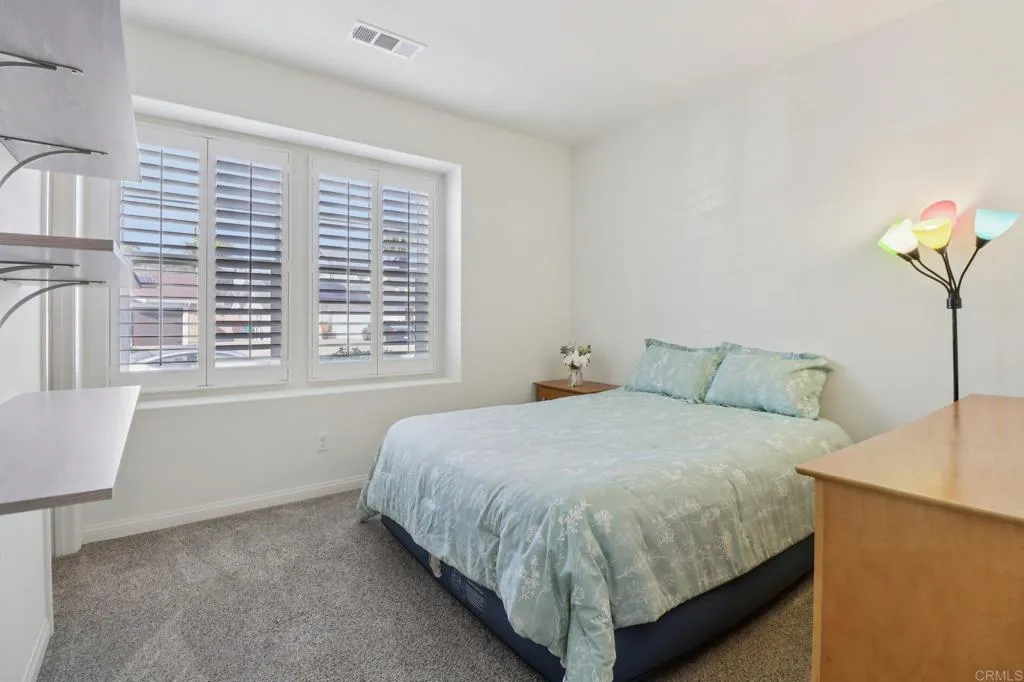 https://cdn.realtyfeed.com/cdn/127/306690818/5d09074bffdd88311b3655695d18ac79.webp