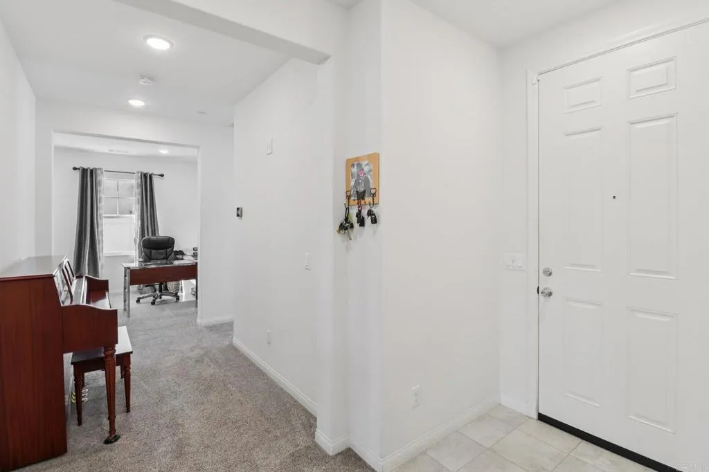 https://cdn.realtyfeed.com/cdn/127/306690818/5fa9478fc7b719ec1ff0c0d49b300e5d.webp