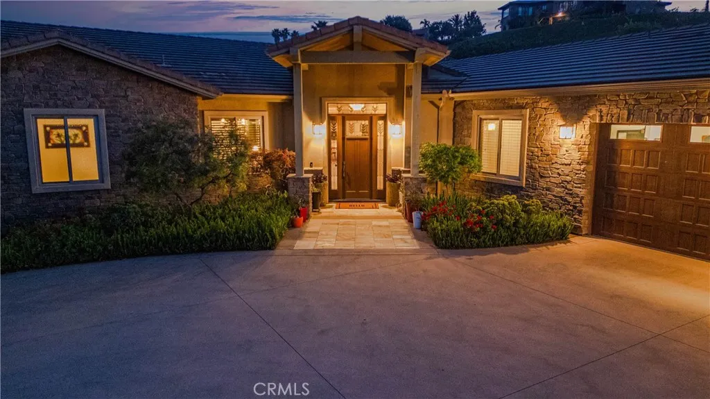 https://cdn.realtyfeed.com/cdn/127/306690889/149e849aa6714215603e3cc05b8c8f10.webp