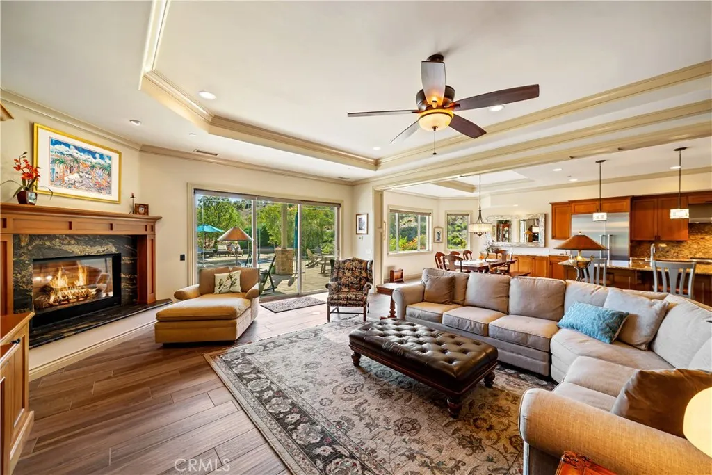 https://cdn.realtyfeed.com/cdn/127/306690889/39e8553a9caabf69630eba277d180276.webp