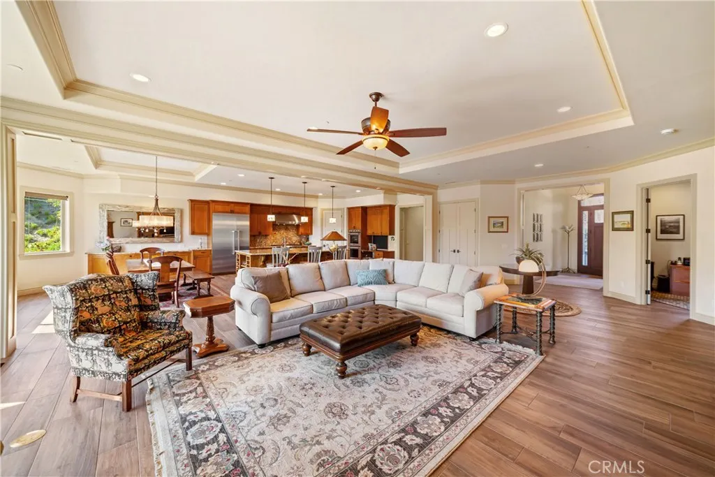 https://cdn.realtyfeed.com/cdn/127/306690889/430696c35c6021e369d0094bc9f14c49.webp
