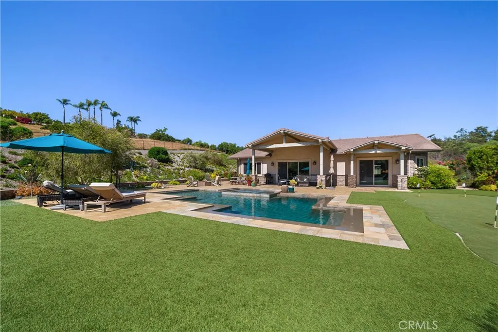 https://cdn.realtyfeed.com/cdn/127/306690889/4e84cfa22cefea757943771140a5b9e8.webp