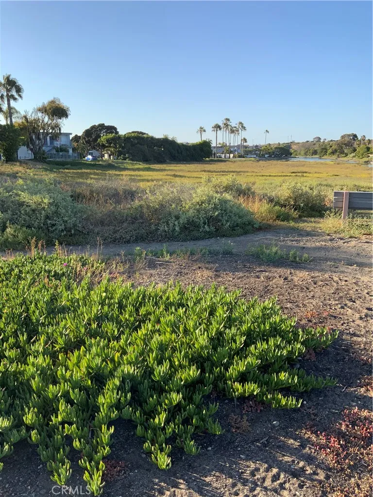 Newport Beach, CA 92663
