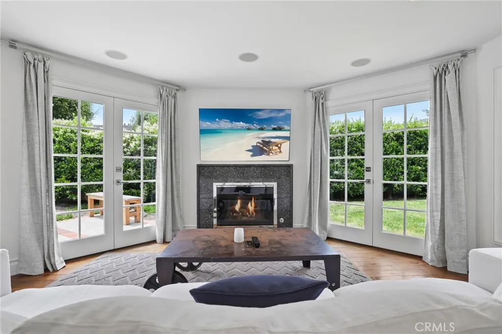 Newport Beach, CA 92660