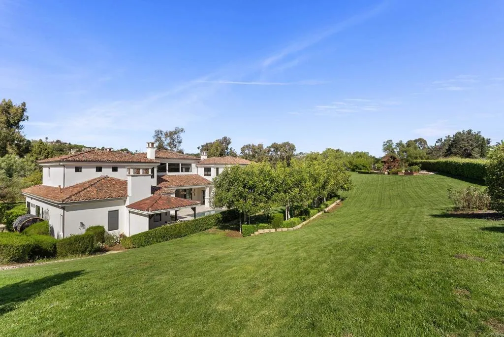 https://cdn.realtyfeed.com/cdn/127/306690964/20a417073ff604e815ff7397082bbfab.webp