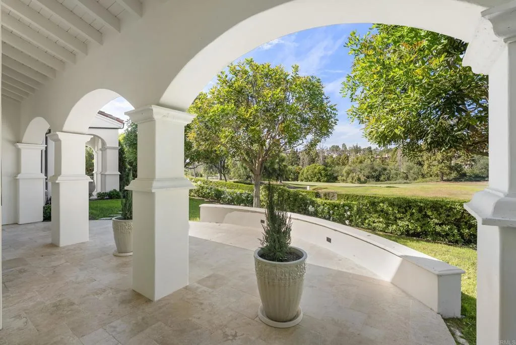 https://cdn.realtyfeed.com/cdn/127/306690964/494f4ca3938f214a9c33ee10bcae370c.webp