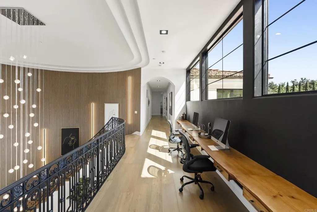 https://cdn.realtyfeed.com/cdn/127/306690964/738e1b6ef744e806e7ffd2b9c50d5aa5.webp