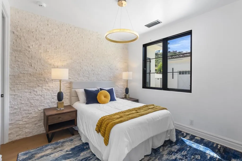 https://cdn.realtyfeed.com/cdn/127/306690964/d379f3b69fbba7a156025762d10b7566.webp