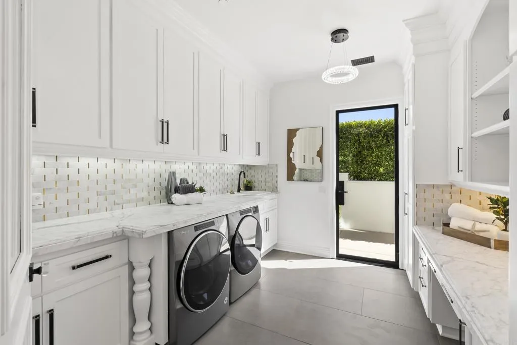 https://cdn.realtyfeed.com/cdn/127/306690964/ea67c3818199d9498bc85cf3fd4eae4d.webp