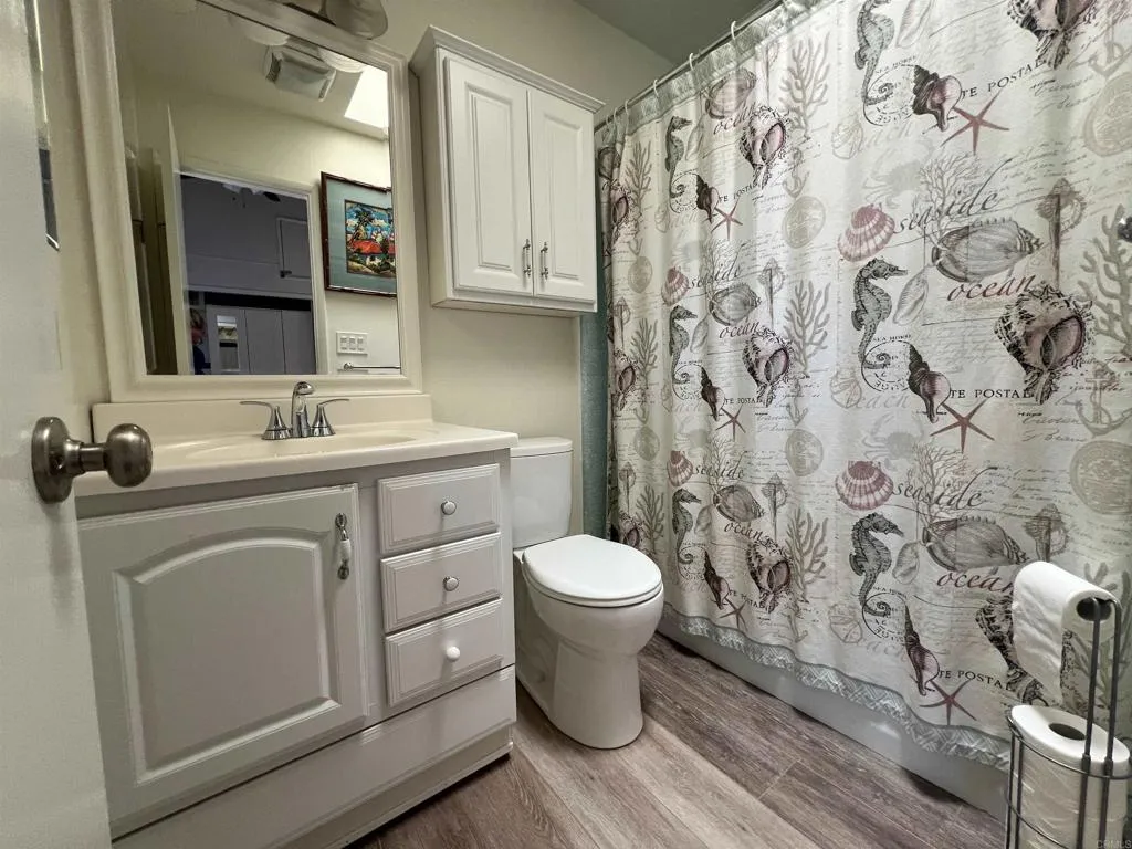 724 Dover Court, San Diego, CA, 92109