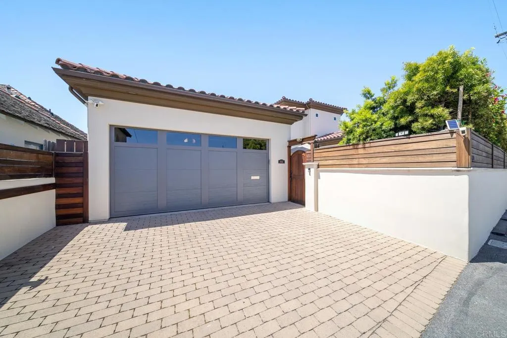 https://cdn.realtyfeed.com/cdn/127/306691054/0c3a934a86f7d4d6d0d5b38a46310ff7.webp