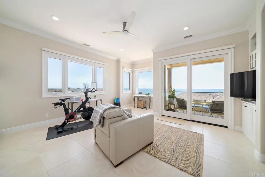 https://cdn.realtyfeed.com/cdn/127/306691054/5ef287d3f804c83b3f7ea7dfa8c56c4c.webp