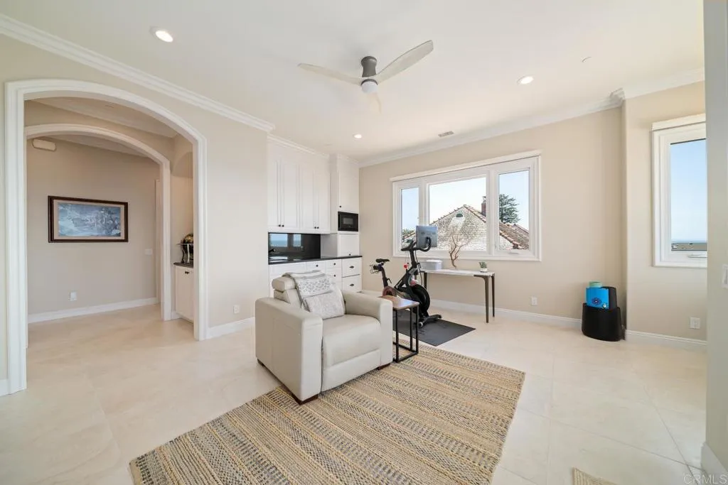 https://cdn.realtyfeed.com/cdn/127/306691054/606079969d67f78cacfac58491f73e21.webp
