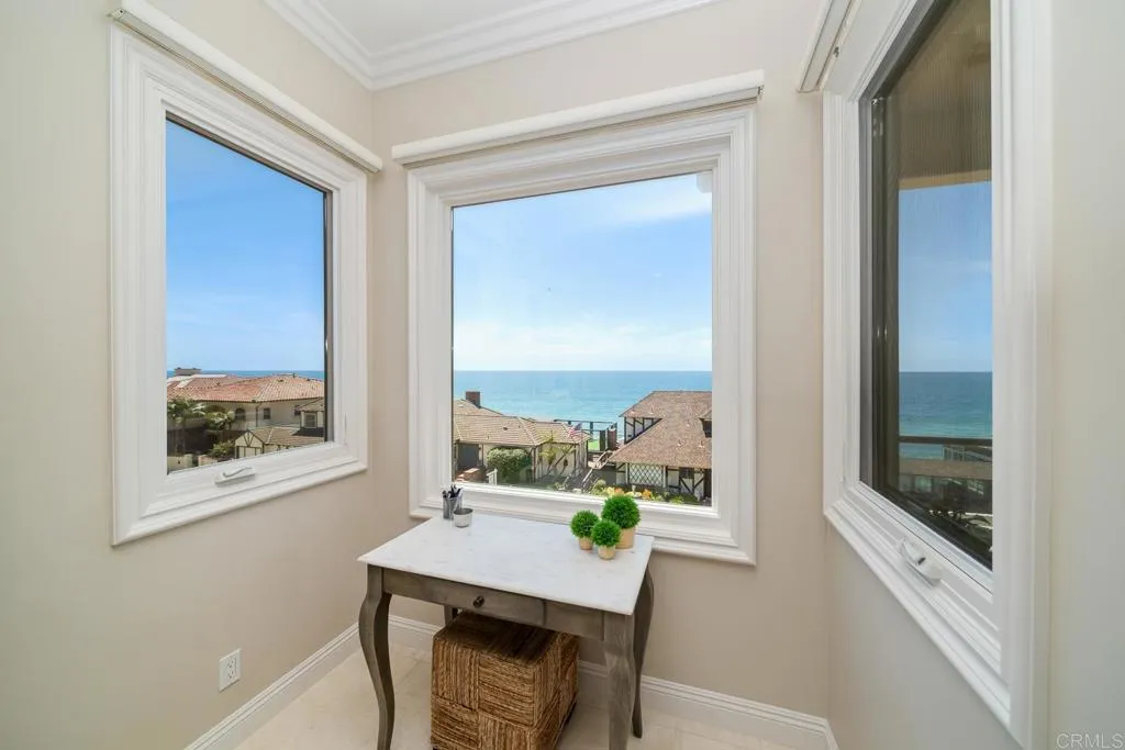 https://cdn.realtyfeed.com/cdn/127/306691054/d821e50b1ad588f4826450511d7d2b94.webp