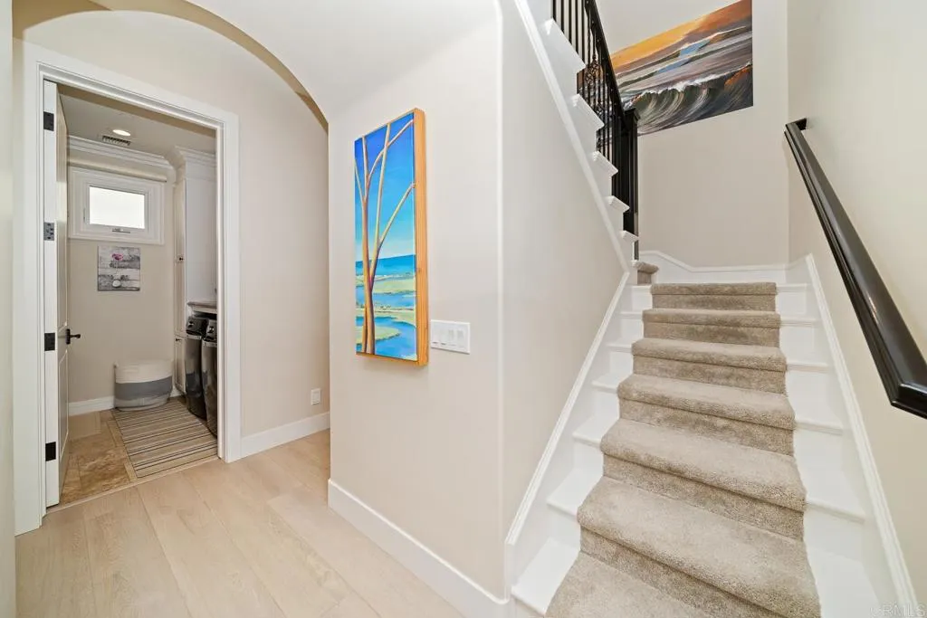 https://cdn.realtyfeed.com/cdn/127/306691054/f67cdbe7e130772b40f255b5d9934fee.webp
